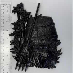 1976 Sexton Cast Iron Black Country Water Barrel wall hanging vintage‎